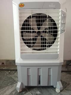 Diamond A-one room Ac cooler with ice box only 2day used with box