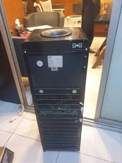 Water dispenser (homage company)