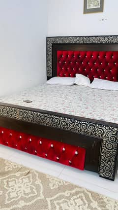 King size double bed
