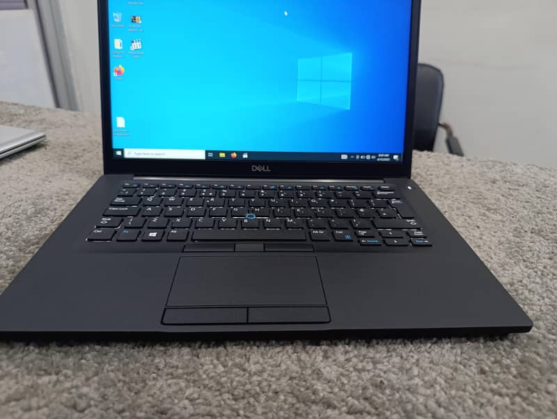 Dell latitude 7490 i5 8th gen with FHD Display  Beand new condition 9
