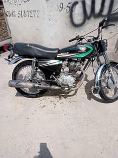 "CG 125 Black – 2013 Model – Lifetime Token Paid"