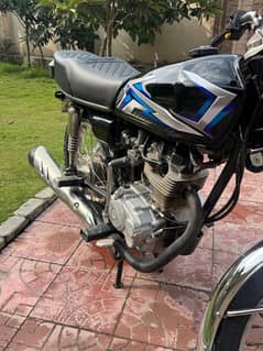10 by 10 used kesi kisam ka koi Kam ni  03135644246 wattsaspp