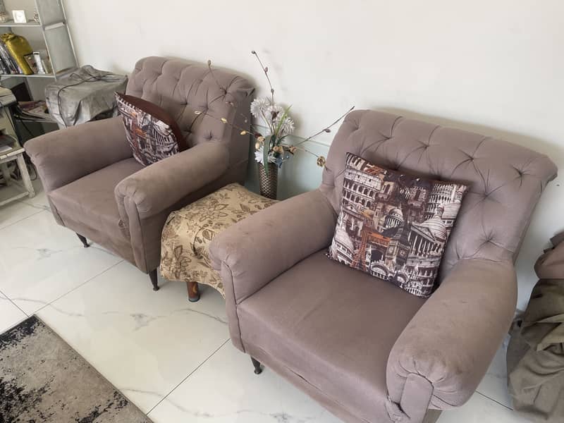 Sofa set in good condition 3