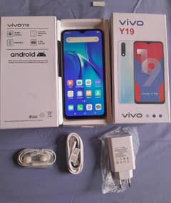 8/256GB Vivo y19 Complete Box charger Like new