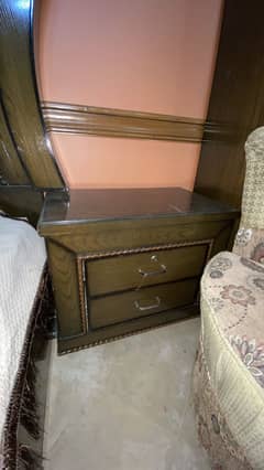 King size bed