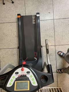 Revo Treadmil with Inclination