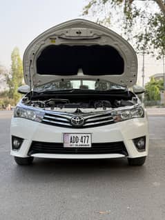 TOYOTA COROLLA GLI AUTO 2017 ANTIQUE CAR.