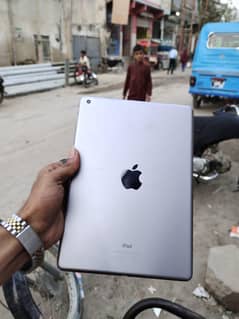 iPad