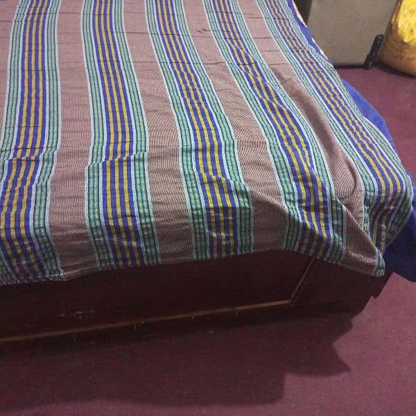 Double bed 0
