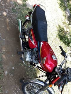 Honda 125 CG 2012 model for sale call on 03313380953