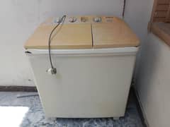 Twin unit Dawlance washing machine dw5200