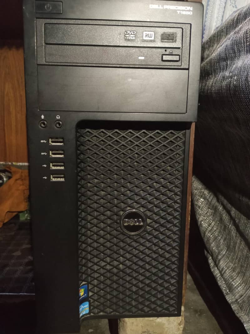Dell Precision T 1650 With LCD And Keyboard Mouse 3