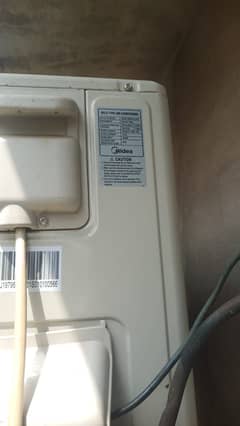 Midea 1.5 Ton full invertor Ac