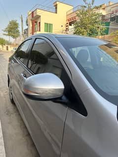 new tyre 1 pice tuchup h new car h 1st owner