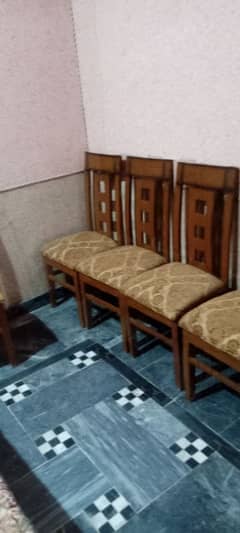 Dining table with 6x chairs