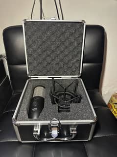 AKG