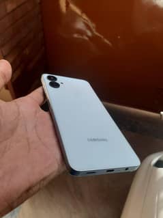 Samsung A06 4/128 only box open