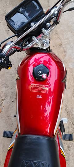 Honda CG 125 2025