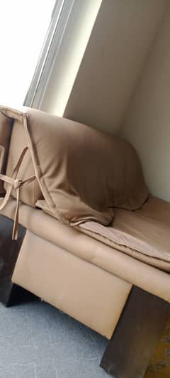 Outstanding branded leather sofa for sale brown color 3 seater