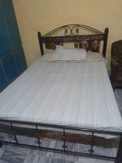 iron Bed