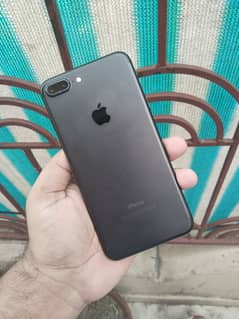 Apple iPhone 7 plus Mint Condition 10/10 i Phone 7 plus: 0300/4423/707