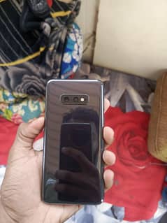Samsung S10e