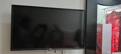 TCL Led 32 inches in good condition