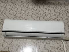 Split Ac Dc Inverter Flower 2 ton  good condition all ok