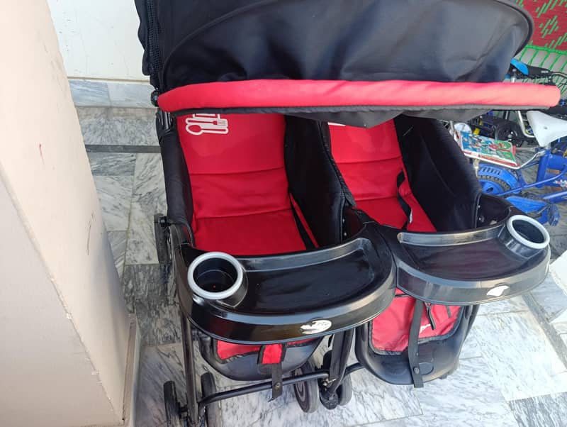 Double pram 0