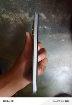 box ni h Sath jarg ha Sath 16 256 gb exchange I phone pta 7 + sy uper