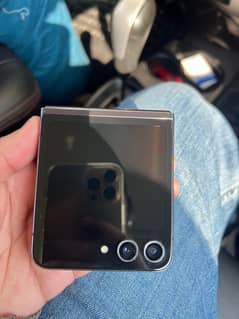Samsung Z Flip 5 8/512  PTA Approved