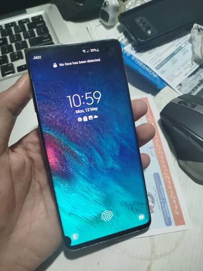 Samsung s10 Plus 8GB 128 GB