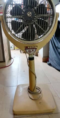 pak louvre pedestal fan