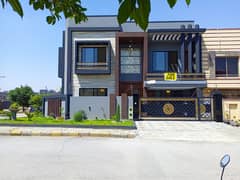 Bahria town phase 8 14 Marla very beautiful designer corner house