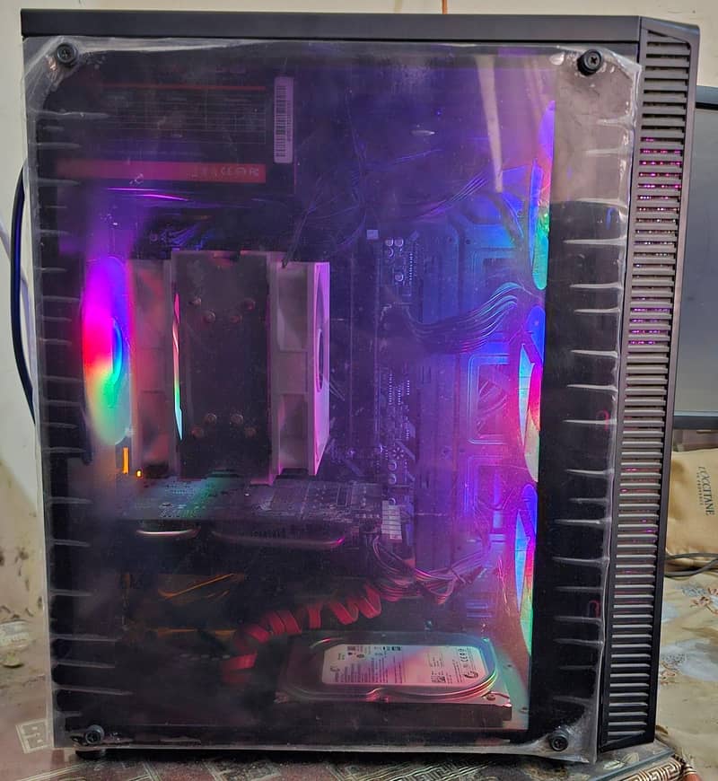 AMD Ryzen 7 1700 Computer with Box and Two LCD 4
