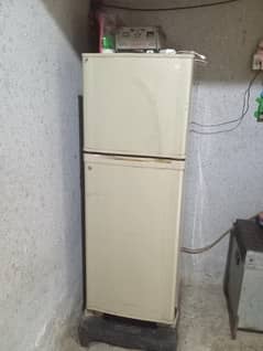 dawlance refrigerator