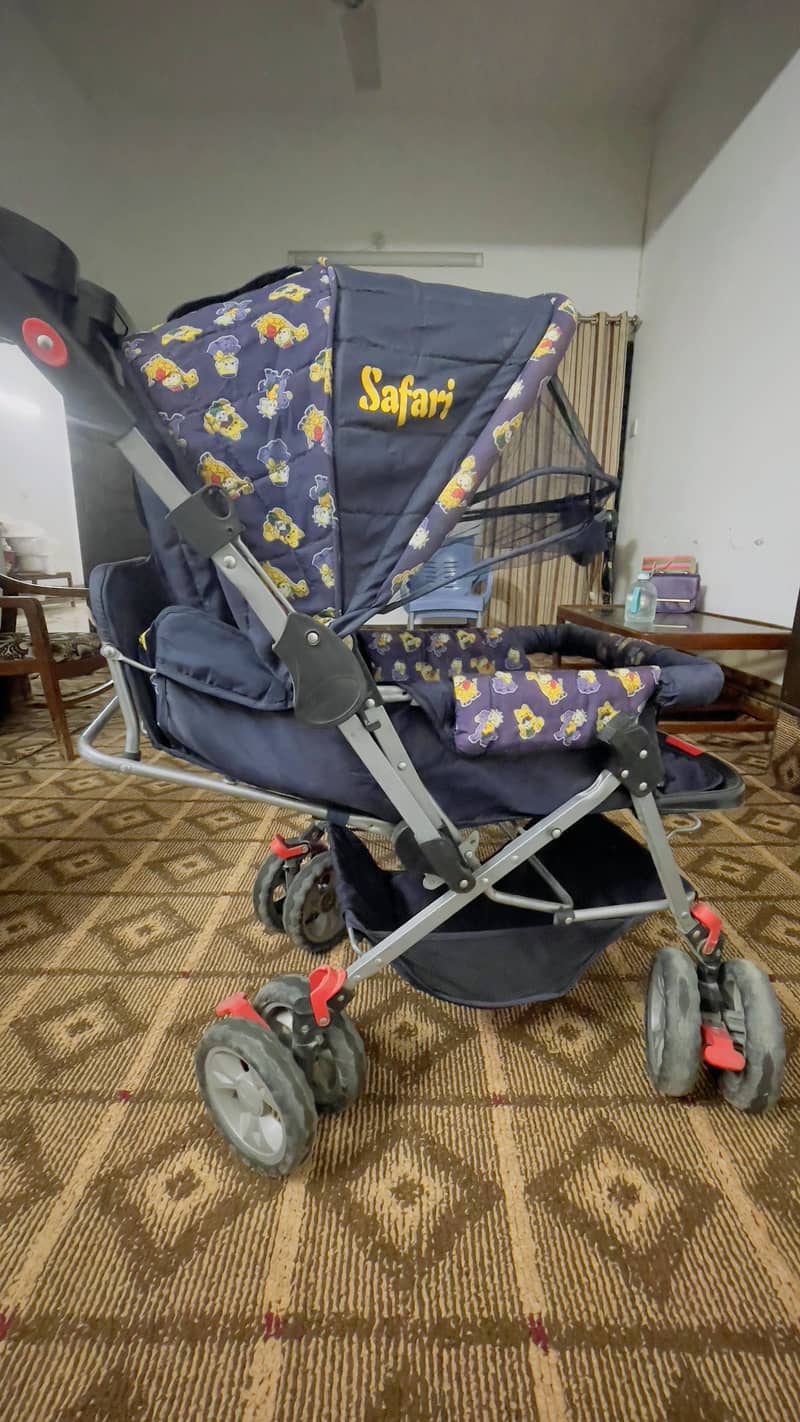 Pram used but almost new good condition 0