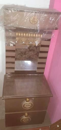 bed dressing side table everything