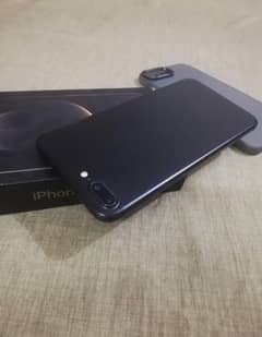 iphone 7 plus 32gb  JV  pta proved  No exchange