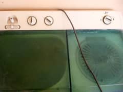 hiere washing and dryer machin
