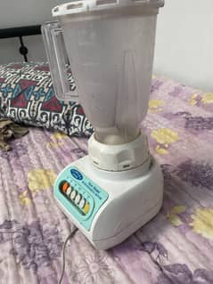 Juicer machine