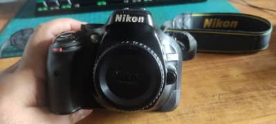 NIKON D5200 (LCD marked)