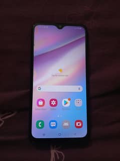 Samsung A10 v good condition blue clr