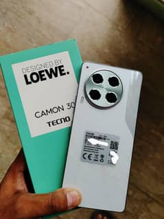 Tecno Camon 30