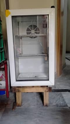 mini fridge good looking