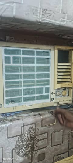 window ac achi condition mein hai