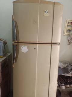 peL fridge 45000