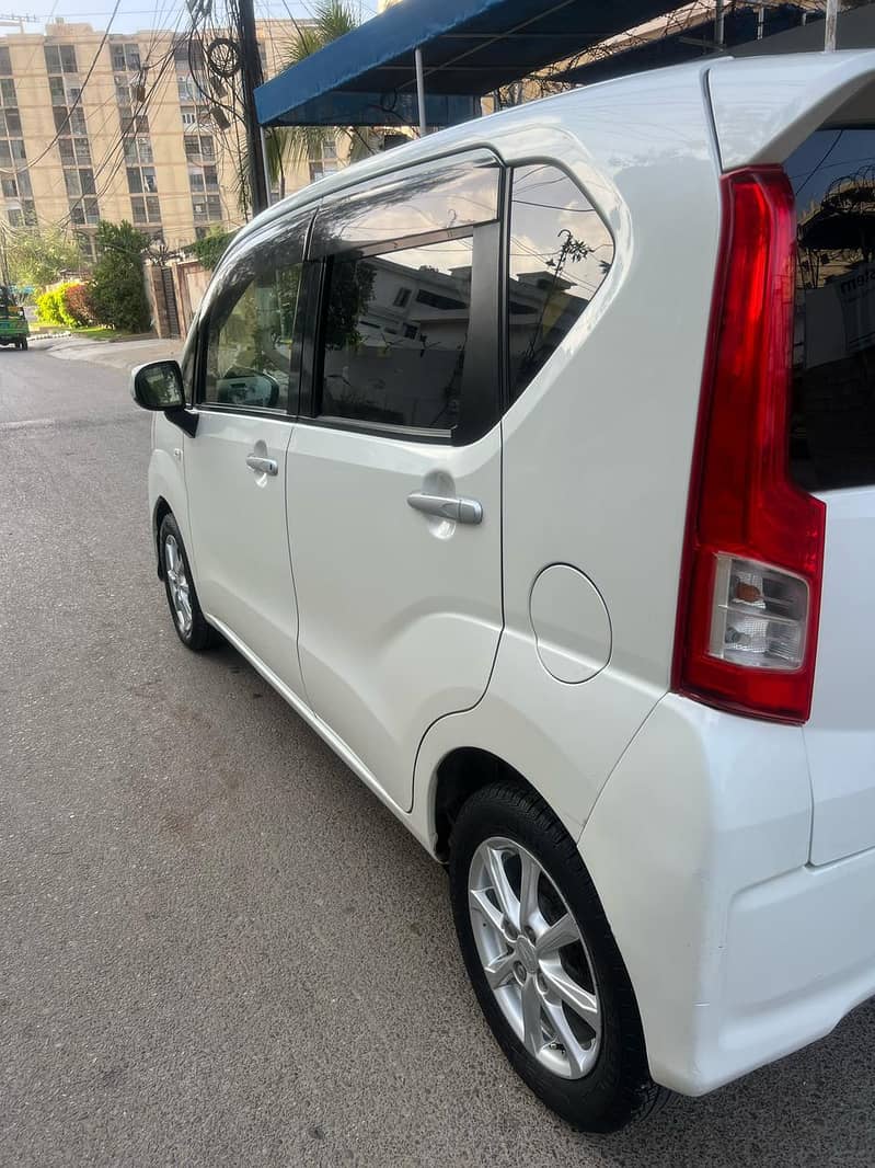 DAIHATSU MOVE  MODEL:2018 REG :2021 ONLY 1 FENDER TOUCHUP 4