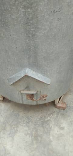 16 Mann wheat box urgent for sale
