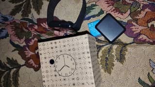 The smart watch with so many function only 2 month used in newconditio